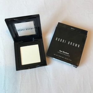 SOLD- Bobby Brown Eyeshadow